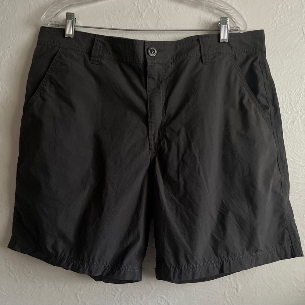 Columbia Sportswear Shorts Men 38 Casual Cotton Outdoor Hiking Fishing 4 Pockets